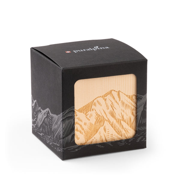 Fragrance cubes made of pine wood